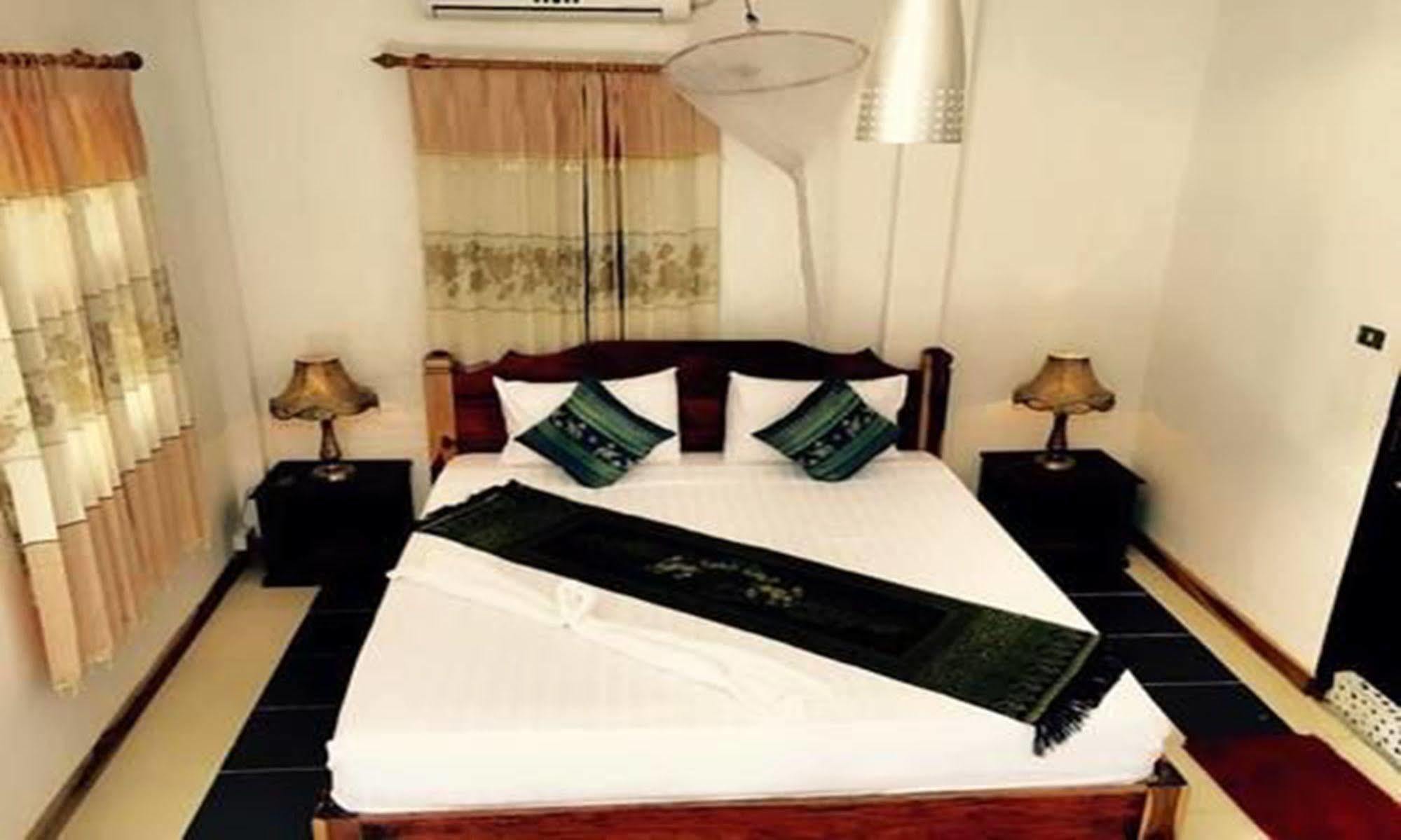 Luang Prabang Oasis Hotel Exterior photo